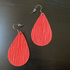 Leather teardrop earrings
